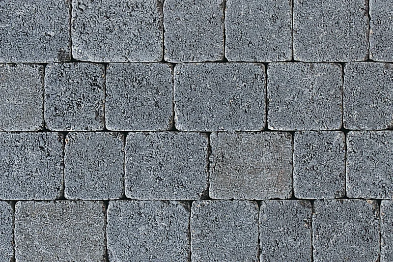 Tobermore Tegula Setts — Charcoal edging sample
